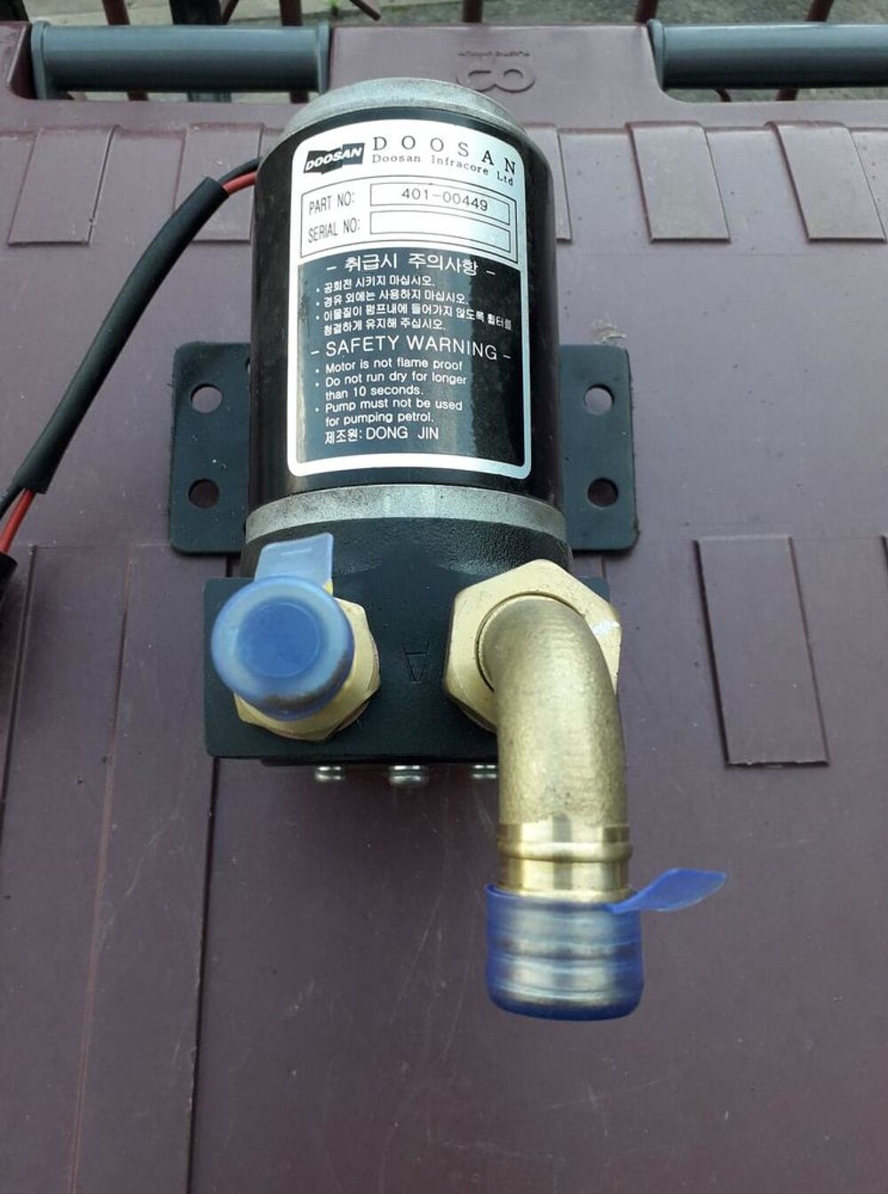 pompe gasoil , 24V Bricolage