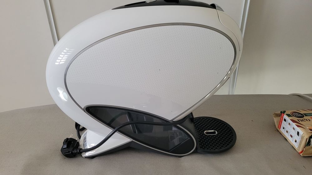 Cafeti&egrave;re DOLCE GUSTO NEO
Electroménager