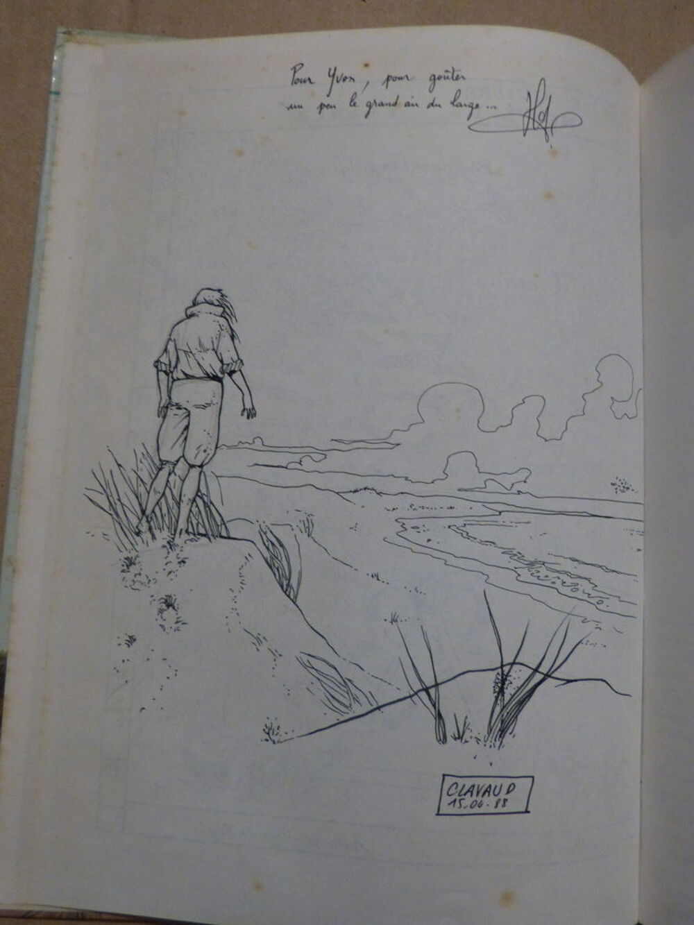 BD KANATA N&deg; 2 avec une d&eacute;dicace de CLAVAUD Livres et BD