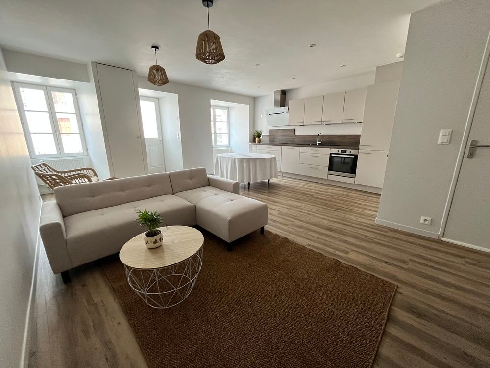 Vente Maison MAISON VILLE AVEC TERRASSE ET GARAGE Billom