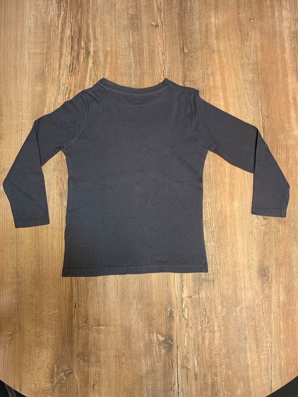 Tee shirt manches longues enfant gar&ccedil;on &acute;&acute; Zeeman &acute;&acute; Vêtements enfants