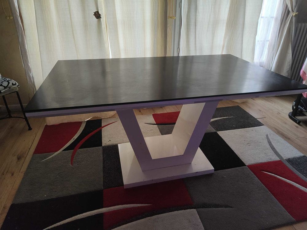 table repas design en verre Meubles