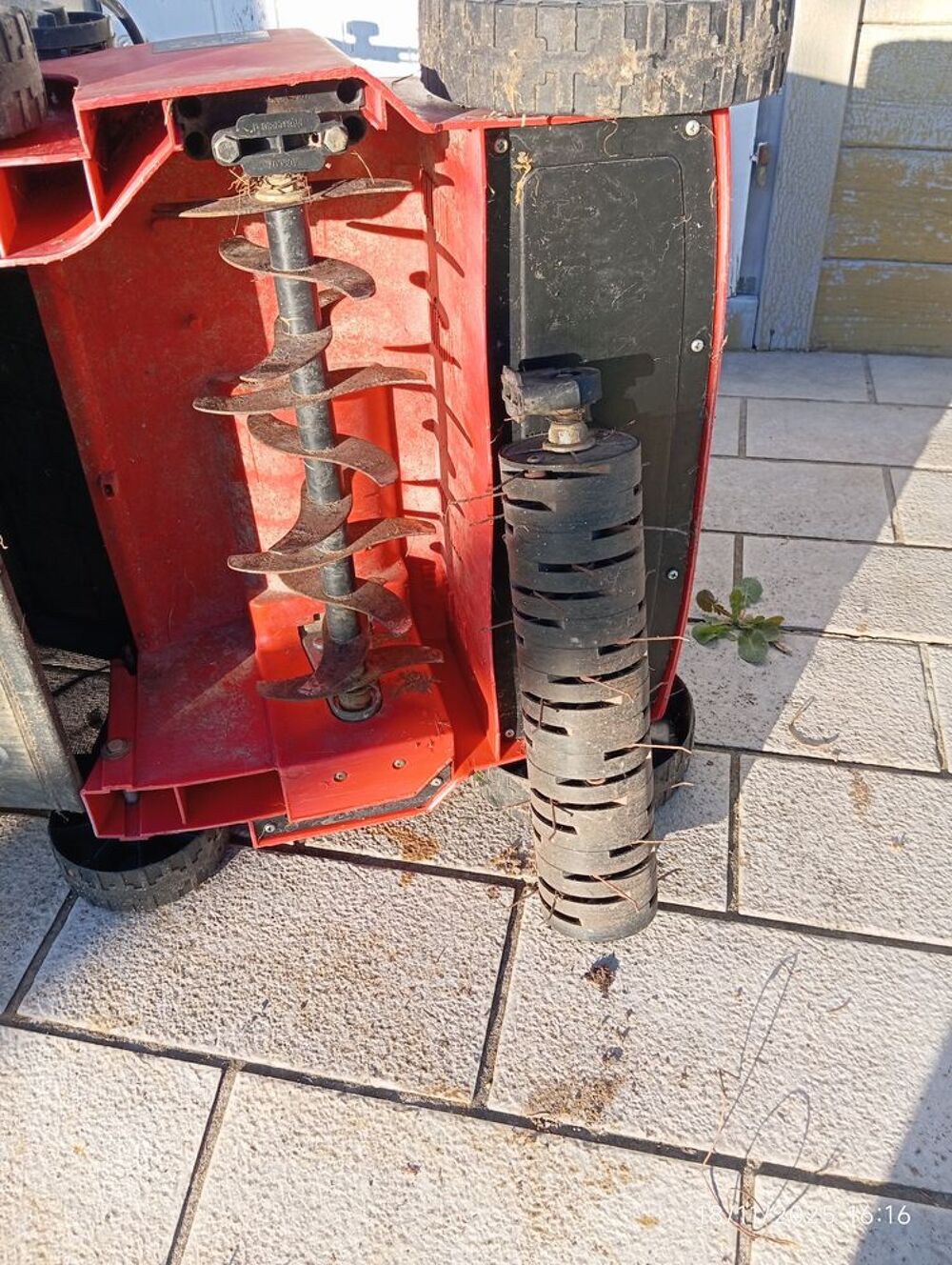 Scarificateur &eacute;lectrique Jardin