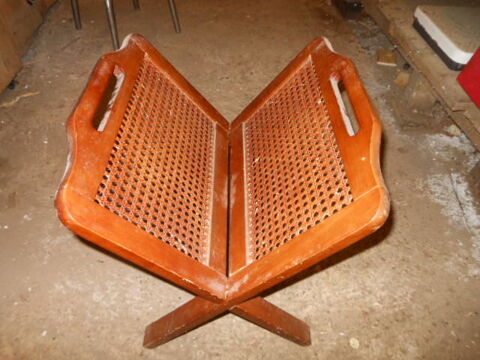 porte revue en bois p73 4 Gr�zieu-la-Varenne (69)