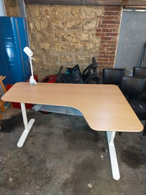 Bureau design neuf avec lampe et port USB 80 Colombes (92)
