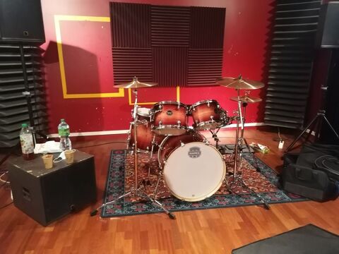 Batterie Accoustique Mapex armory Redwoods 22'' Pouces 700 Tr�pail (51)