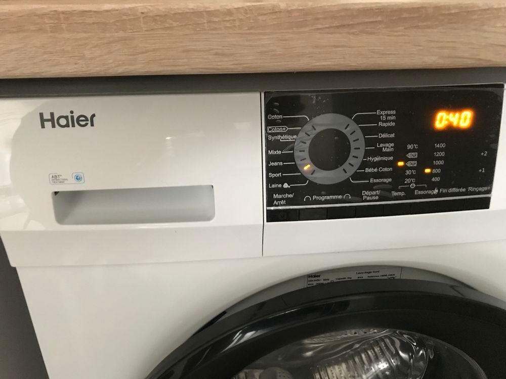 Lave-linge hublot HAIER Electroménager