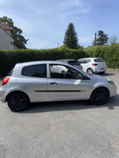 Clio III dCi 75 eco2 Authentique Euro 5 2011 occasion 95550 Bessancourt