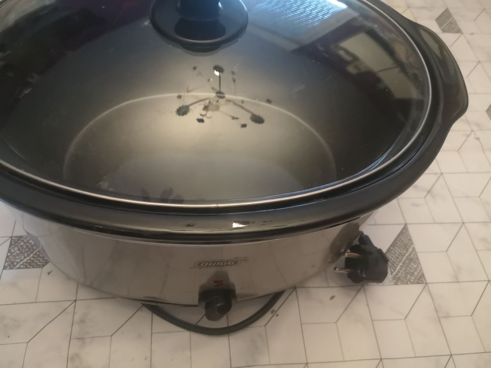 Mijoteuse &eacute;lectrique remis en main propre Electrom�nager