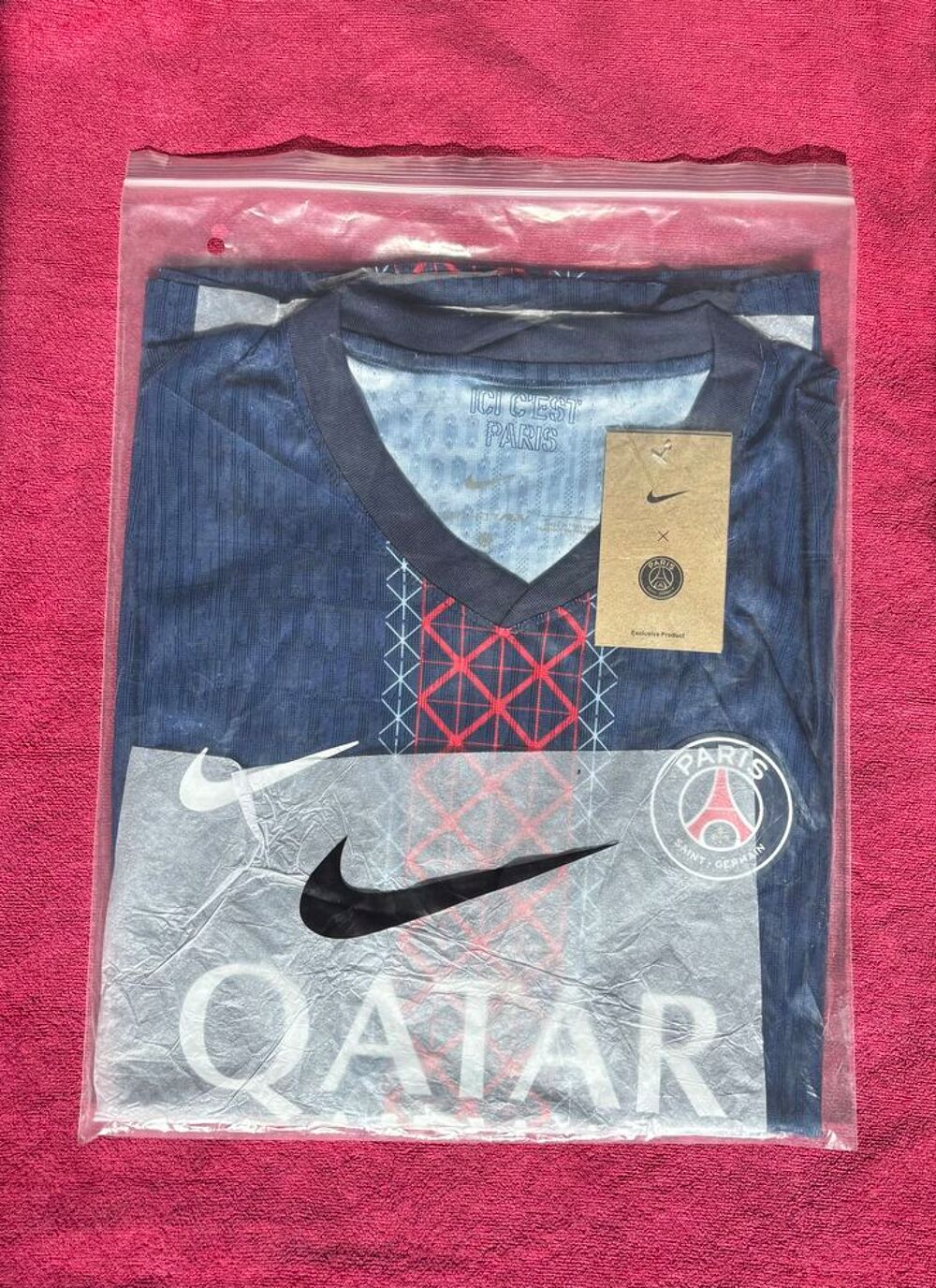 Maillot Paris Vêtements