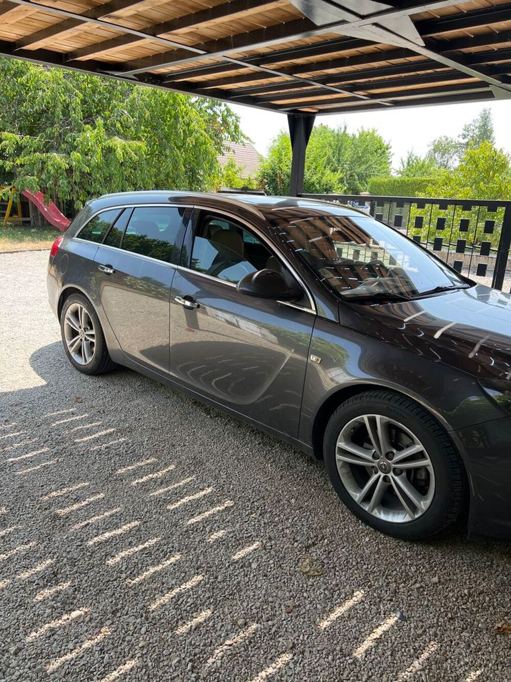 Insignia Sports Tourer 2.0 CDTI - 130 FAP EcoFLEX Edition 2011 occasion 21110 Izeure