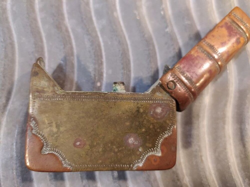 Ancien Briquet Livre Travail de Tranch&eacute;e 14-18 