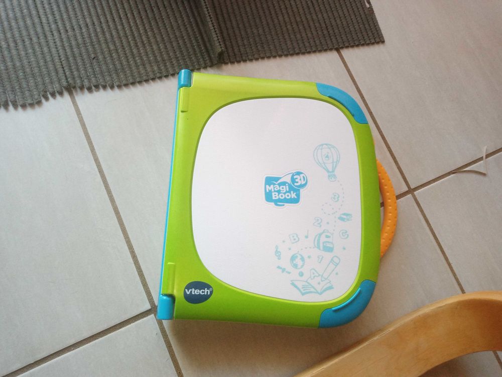 Magic Book 3D Jeux / jouets