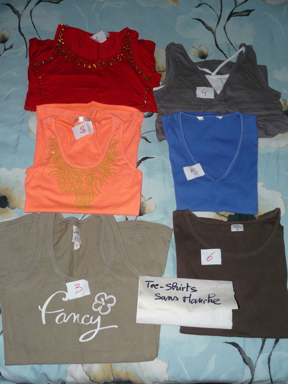 19 tee-shirts sans manche "bibi" Vêtements