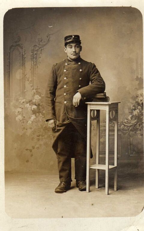 Carte postale photo soldat 2 Viry-Noureuil (02)