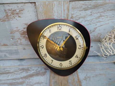 Pendule Murale Vintage Génia Formica Noir et Laiton
49 Loches (37)