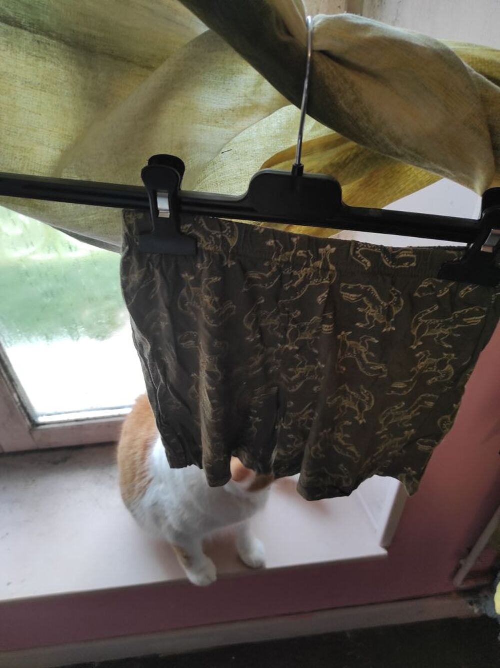 A vendre5€ ensemble short taille 6 ans et un autre t14ans Vêtements enfants