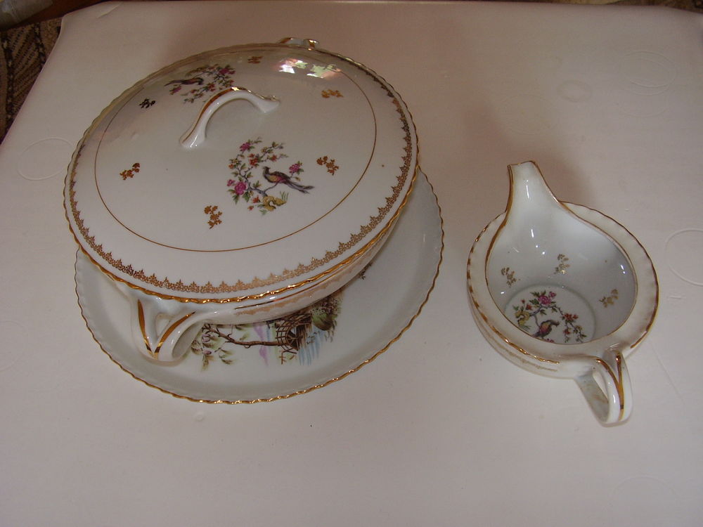 SOUPIERE PORCELAINE Décoration
