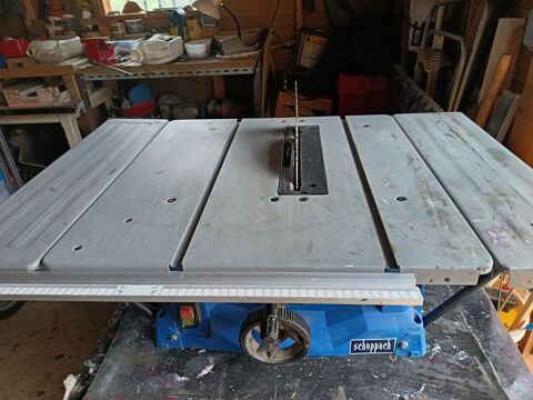 Scie électrique,sur table pour bois et autres matériaux. 60 Bassussarry (64)