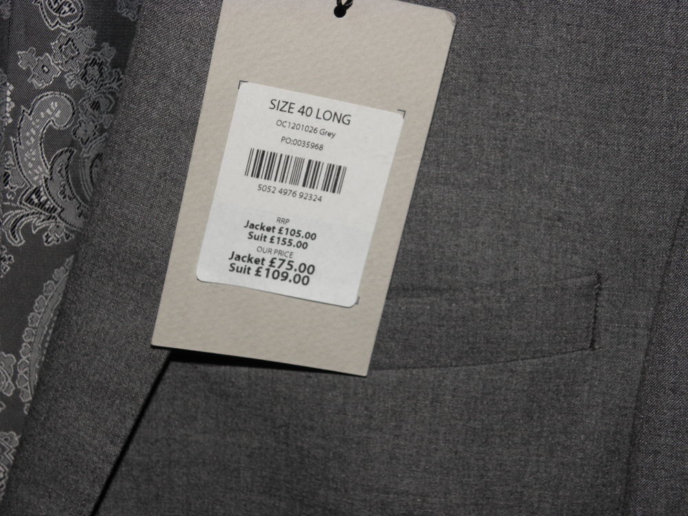Lot de 2 veste de costume neuves taille 40 Vêtements