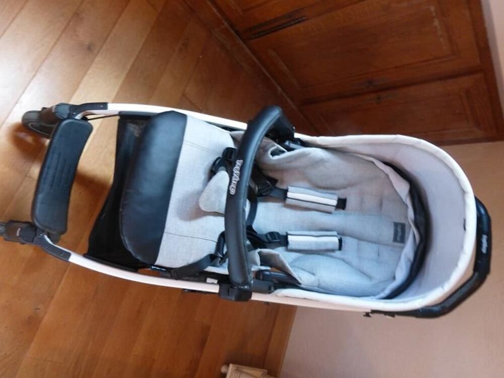 POUSSETTE TRIO (nacelle cosy poussette) PEG PEREGO
Puériculture