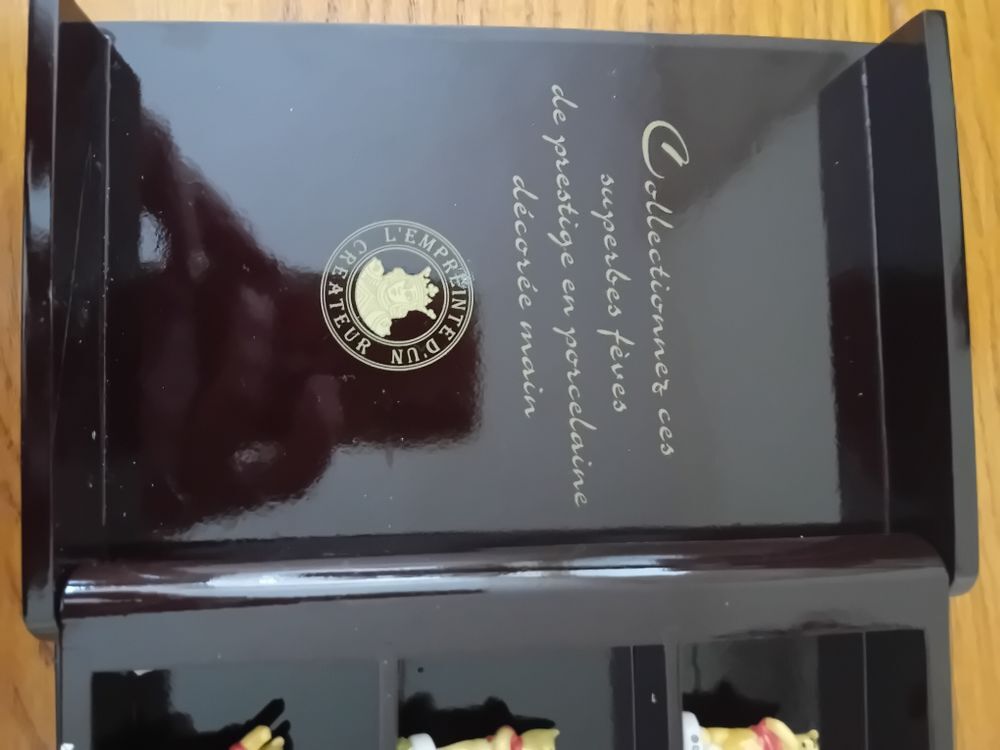 coffret de 6 feves winnie l ourson 