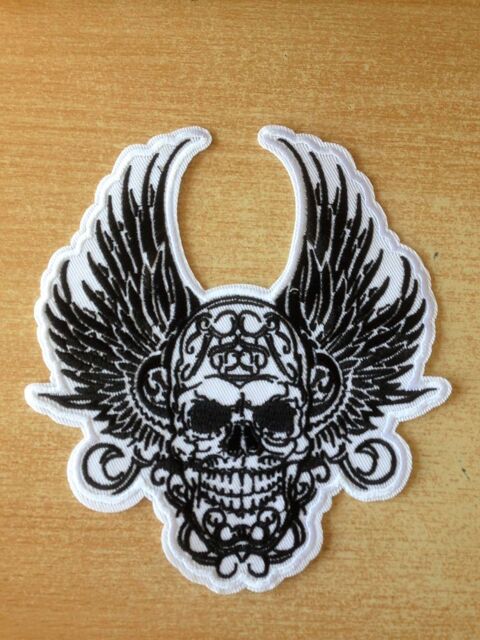 Écusson biker tête de mort et ailes 13x14 cm 5 Carnon Plage (34)