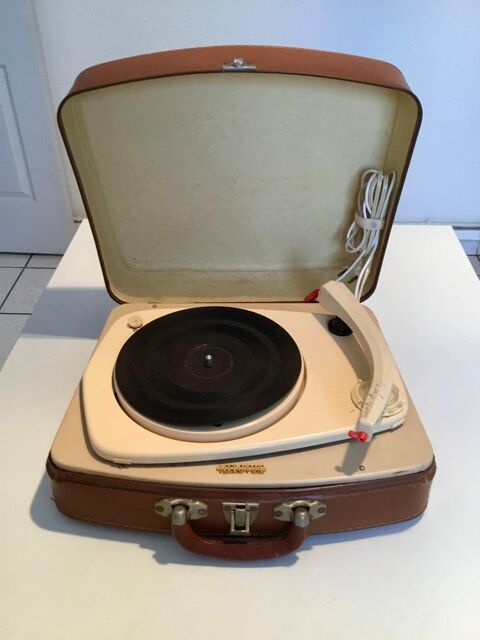 Tourne disques vintage Melovox 58 Agde (34)
