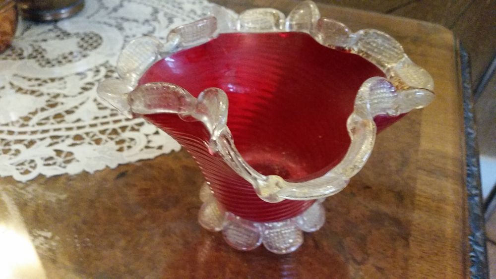 Vase cristal Murano rouge et or Dcoration