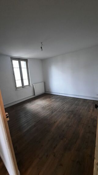  Maison  vendre 7 pices 330000 m
