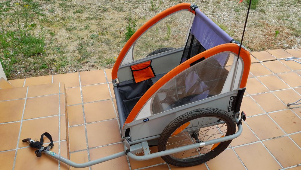 Remorque v&eacute;lo . Vélos