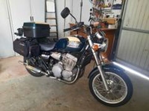 TRIUMPH 1998 occasion 77124 Chauconin-Neufmontiers
