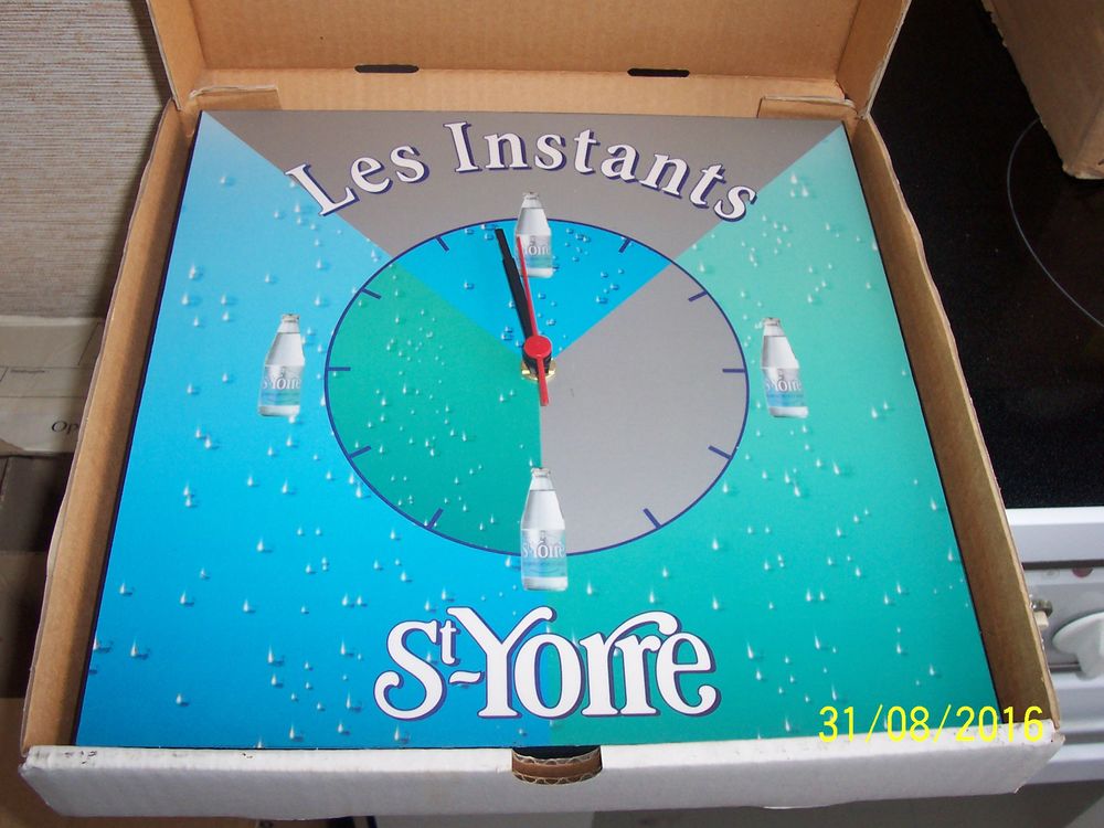VERRES + PENDULE ST YORRE Cuisine