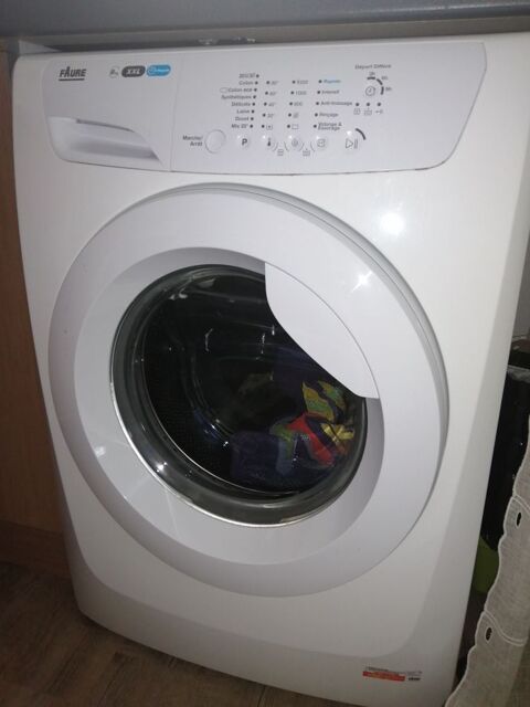 Machine à laver avec hublot, marque Faure, 9 kgs 130 Montauban (82)