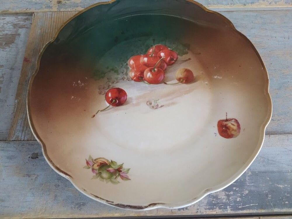 Assiette Porcelaine XIX&egrave;me Moritz Zdekauer Austria Cerises 