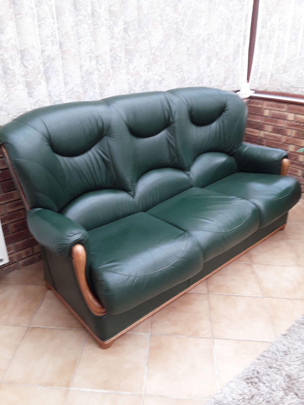 Canap&eacute; vintage cuir vert 3 places Meubles