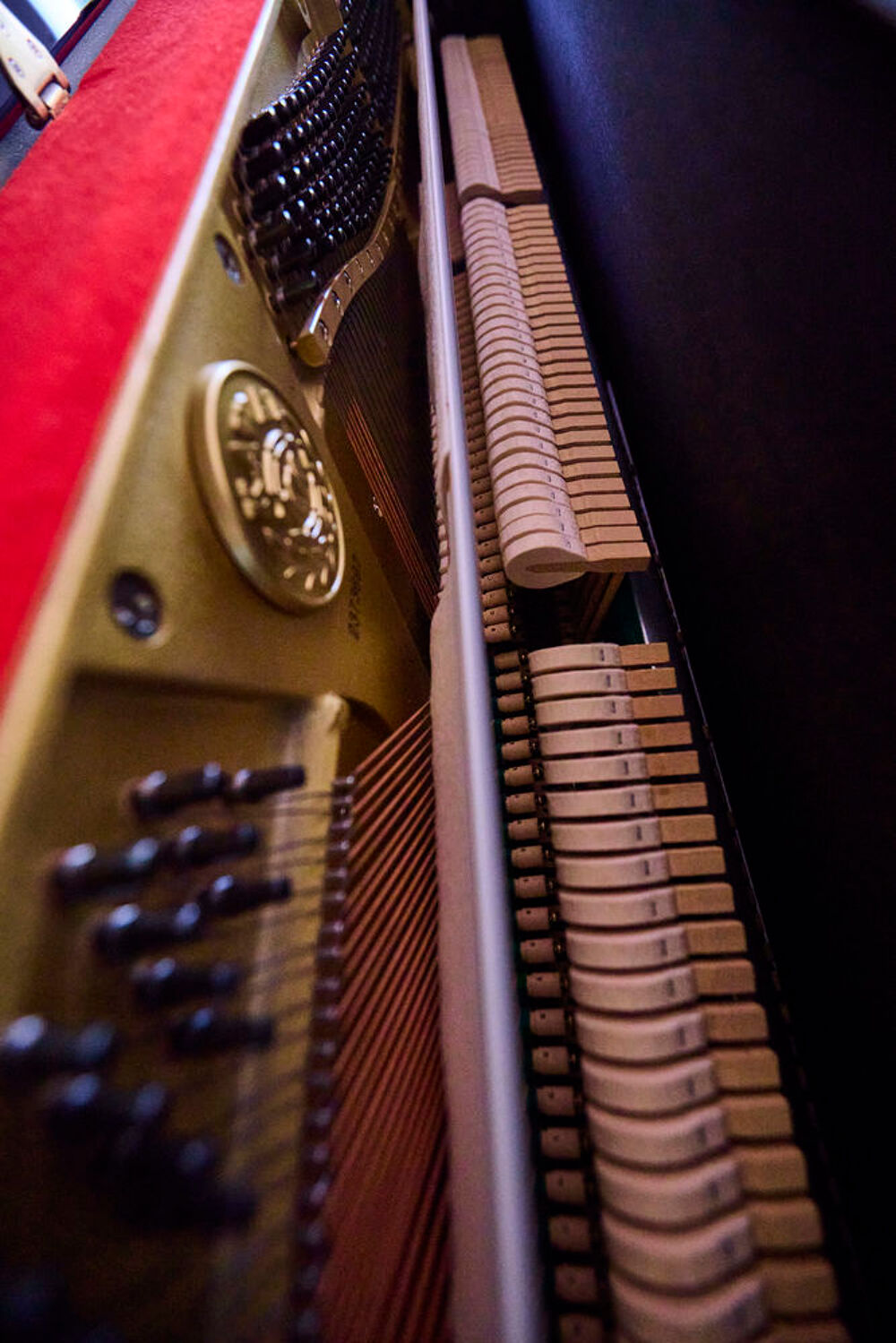 : PIANO DROIT KAWAI KU-10 NOIR LAQU&Eacute; Instruments de musique