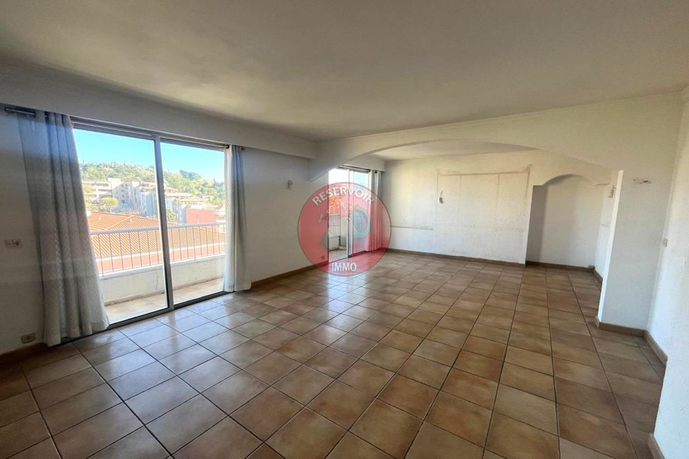 Appartement 4 pièces 93 m² · à Vallauris · 93 m² · 295 000 €