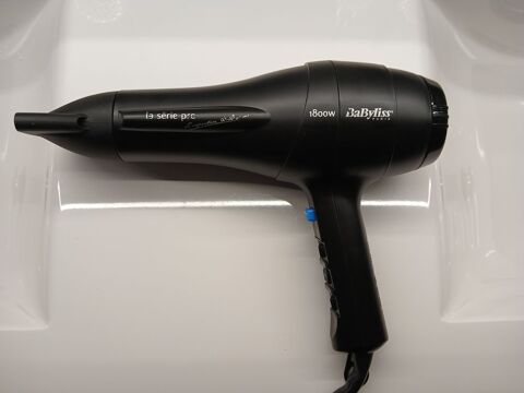S�che-cheveux Babyliss noir S�rie Pro Ions 1800W�: 8 Quinssaines (03)