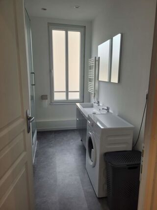  Appartement � louer 1 pi�ce 32 m� Troyes