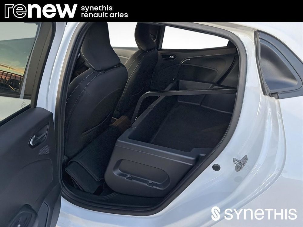Clio IV CLIO SOCIETE E-TECH FULL HYBRID 145 EVOLUTION REVERSIBLE 2023 occasion 13200 Arles
