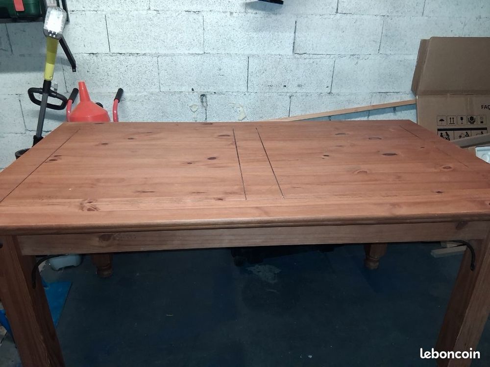Table en pin Meubles