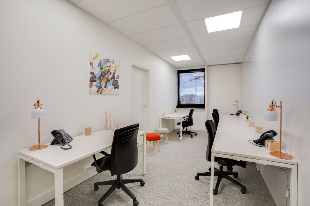   Accès tout compris à un bureau professionnel à louer 10 personnes à RUEIL, Gare Rueil-Malmaison Rueil-malmaison