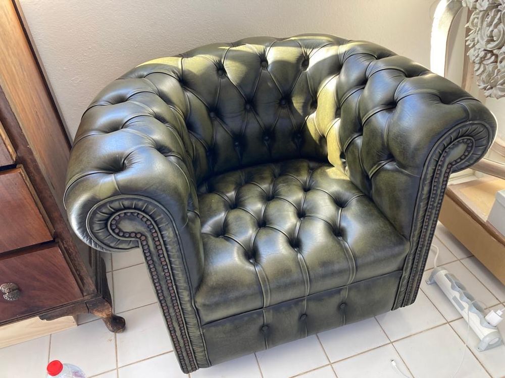 Vente de 2 fauteuils Chesterfield une place Meubles