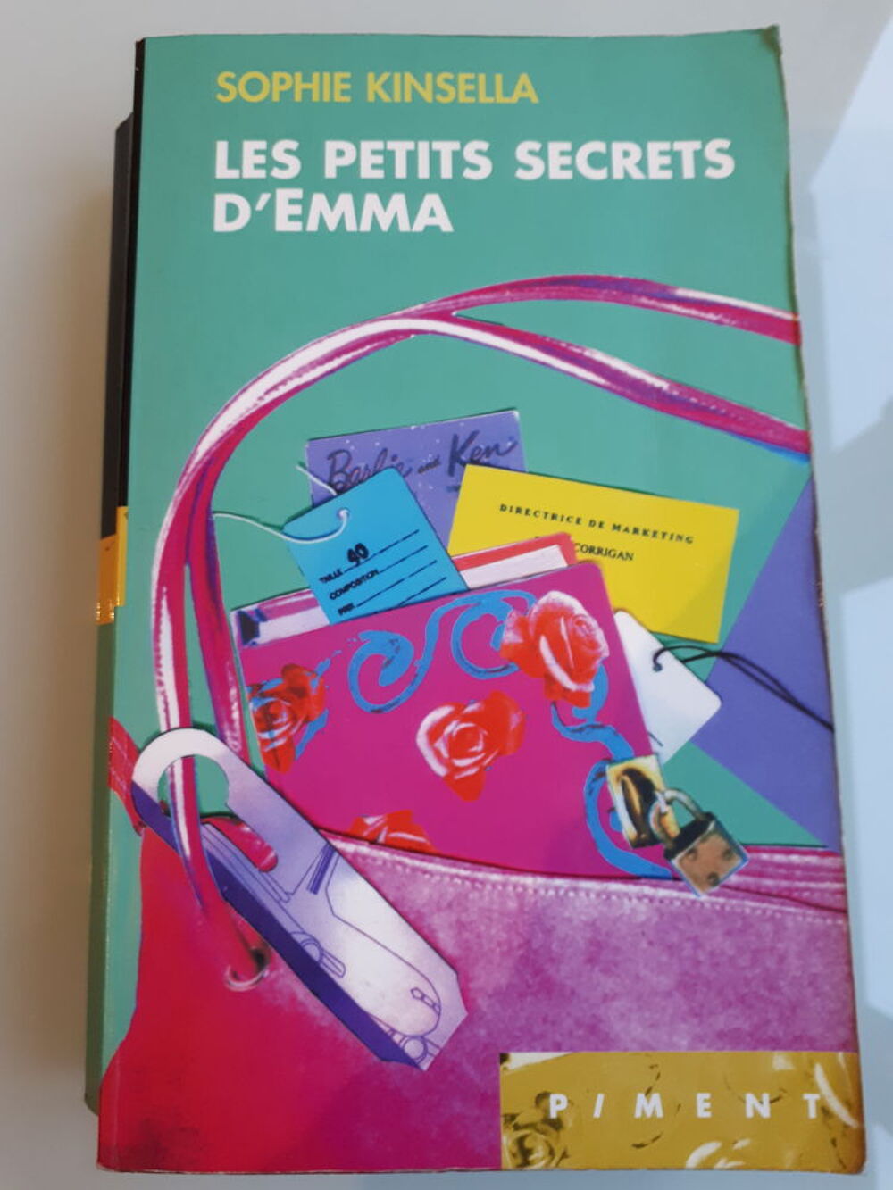 Les petits secrets d Emma de Sophie Kinsella Livres et BD