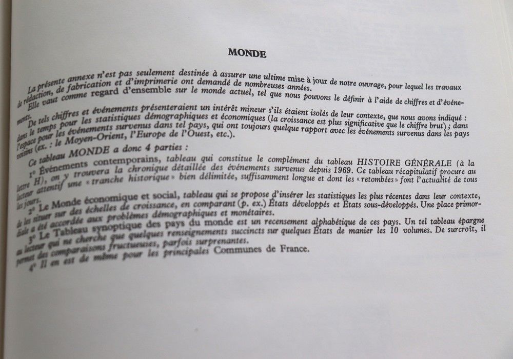Dictionnaires encyclop&eacute;diques QUILLET ann&eacute;e 1977 Livres et BD