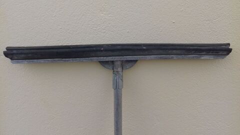 racloir  pour  eau 5 Meyzieu (69)