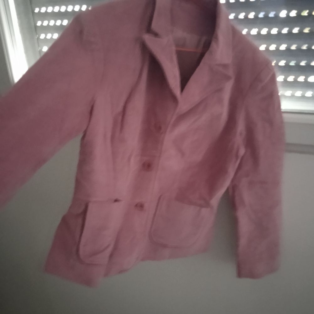 Veste tailleur velours rose fermeture boutons 2 poches sur l Vêtements