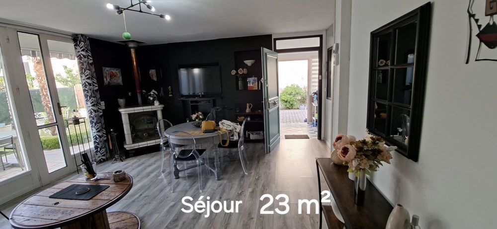 Vente Maison Maison de plain pied 90 m2 à VILLECRESNES 94440
320 000 € Villecresnes