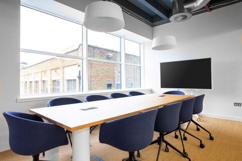 Un bureau de coworking ouvert enti&egrave;rement &eacute;quip&eacute; pour vous et votre &eacute;quipe &agrave; PARIS, Spaces Saint Lazare 7879 75008 Paris